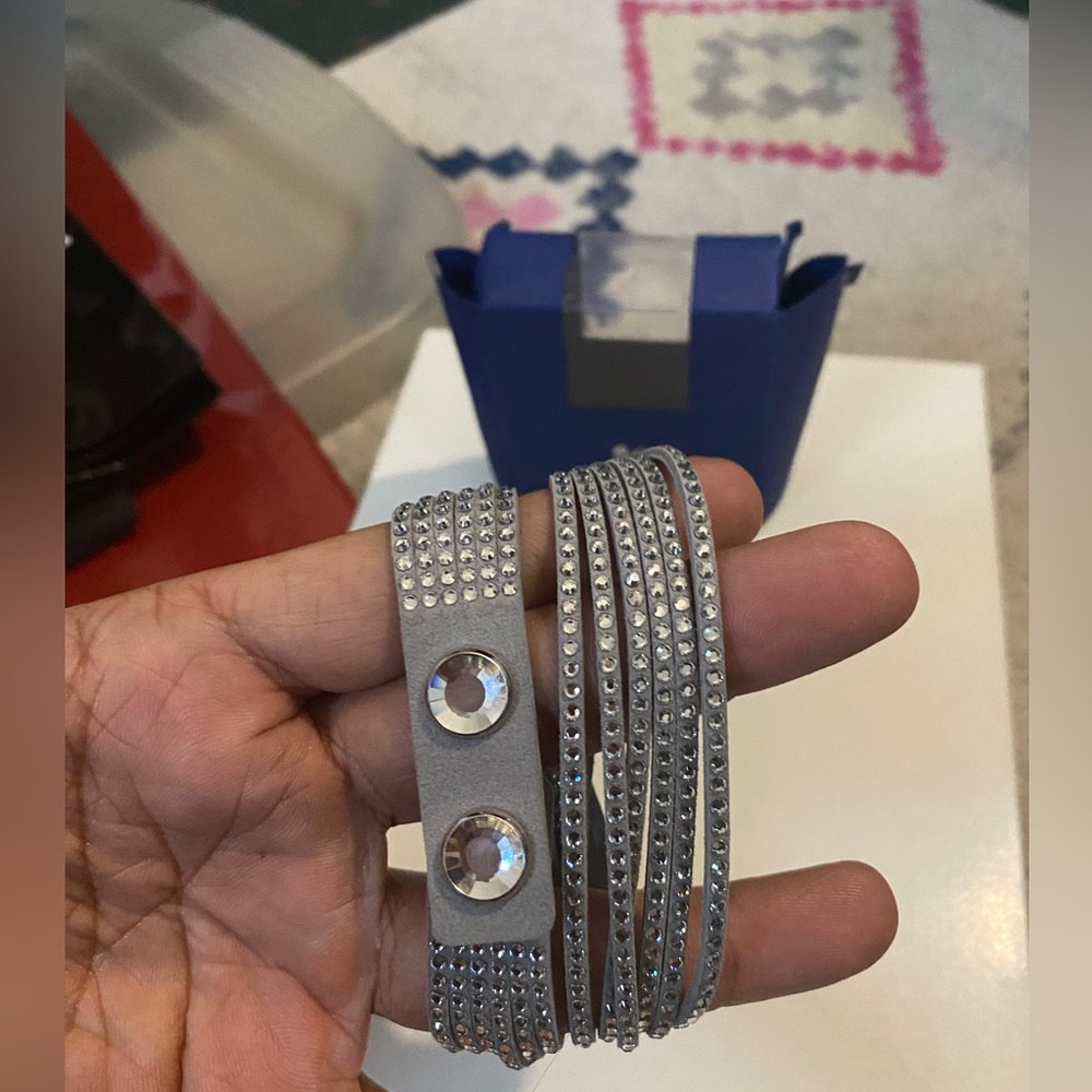 SWAROVSKI Double Wrap Bracelet 14 in Gray Genuine Suede Leather Crystals